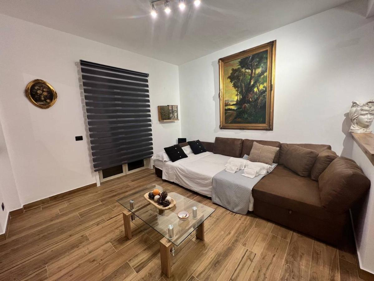 Carrubba'S Luxury Home San Giovanni La Punta Esterno foto
