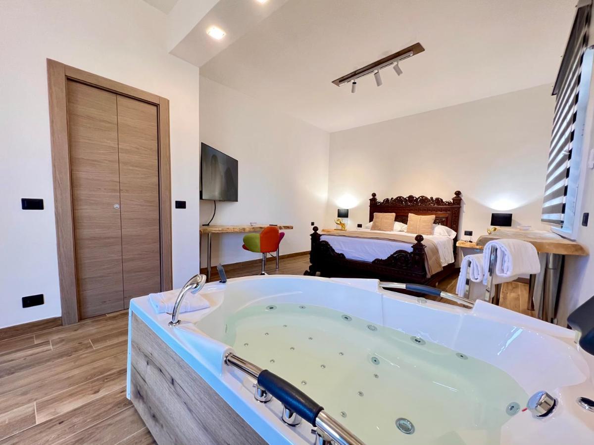Carrubba'S Luxury Home San Giovanni La Punta Esterno foto